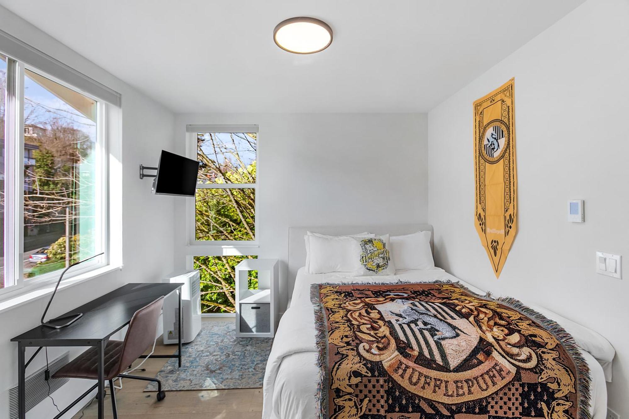 Harry Potter Sweet Suites Seattle Exterior photo